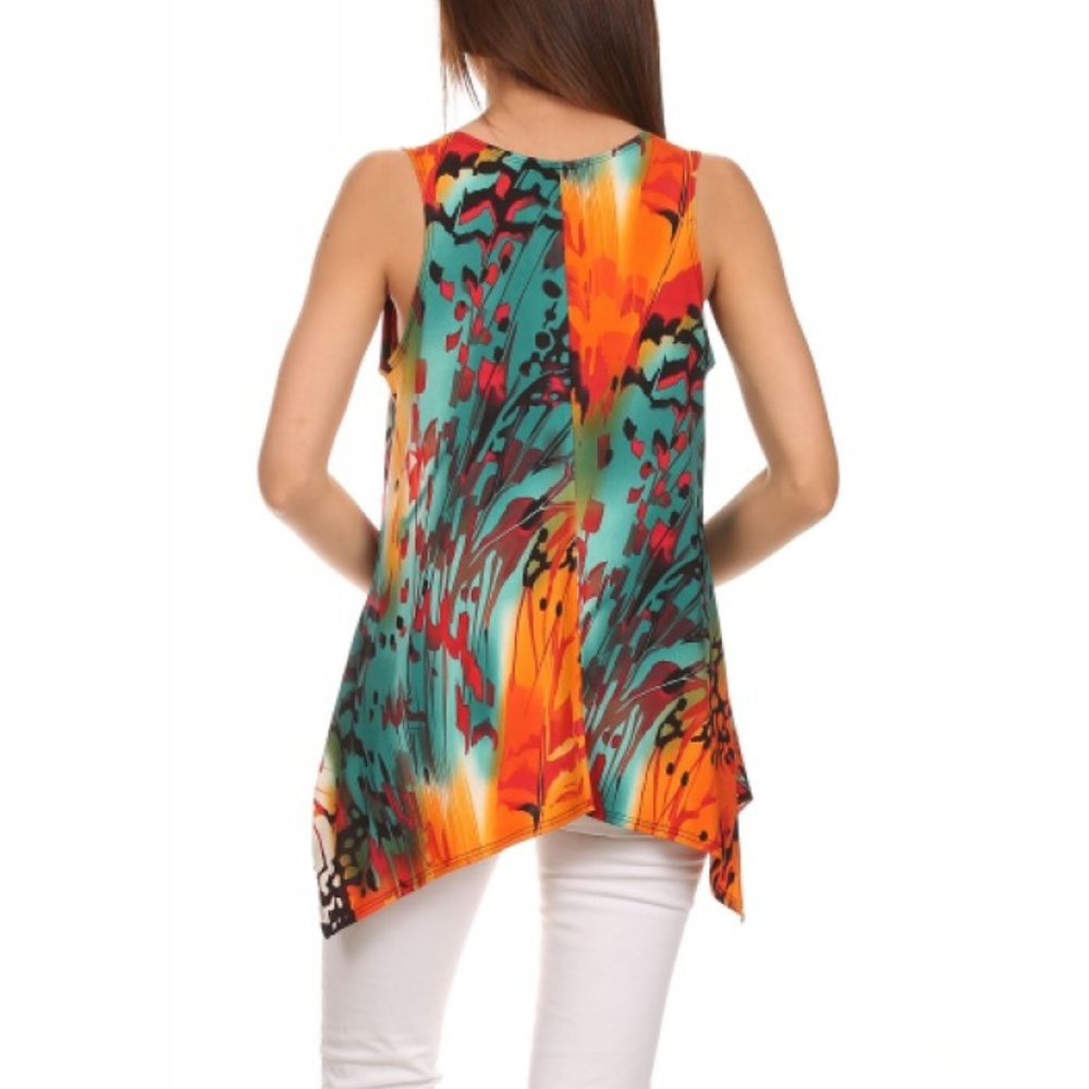 LAST 2! 💕 Abstract Print Asymmetric Relaxed Tank - Picture 4 of 5